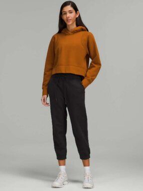 Lululemon Loungeful High-Rise Cropped Jogger Black Size 6